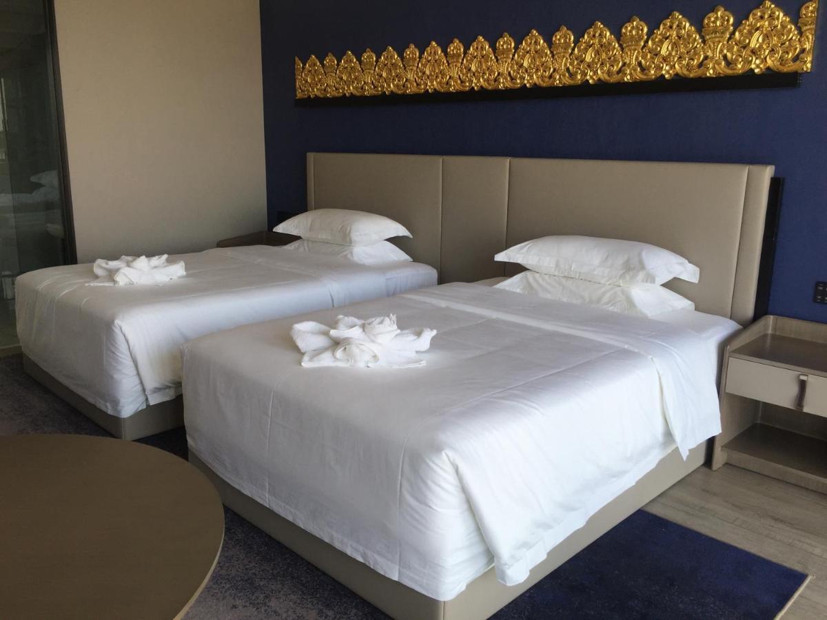 Tian Yi International Hotel 天艺国际酒店 Phnom Penh Luaran gambar