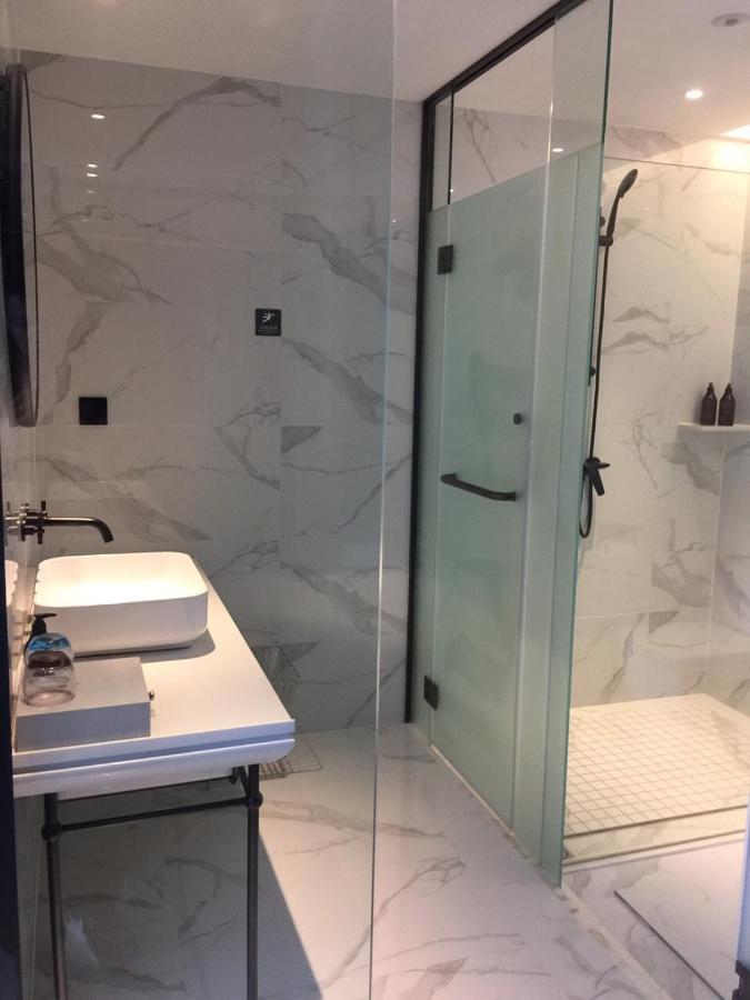 Tian Yi International Hotel 天艺国际酒店 Phnom Penh Luaran gambar