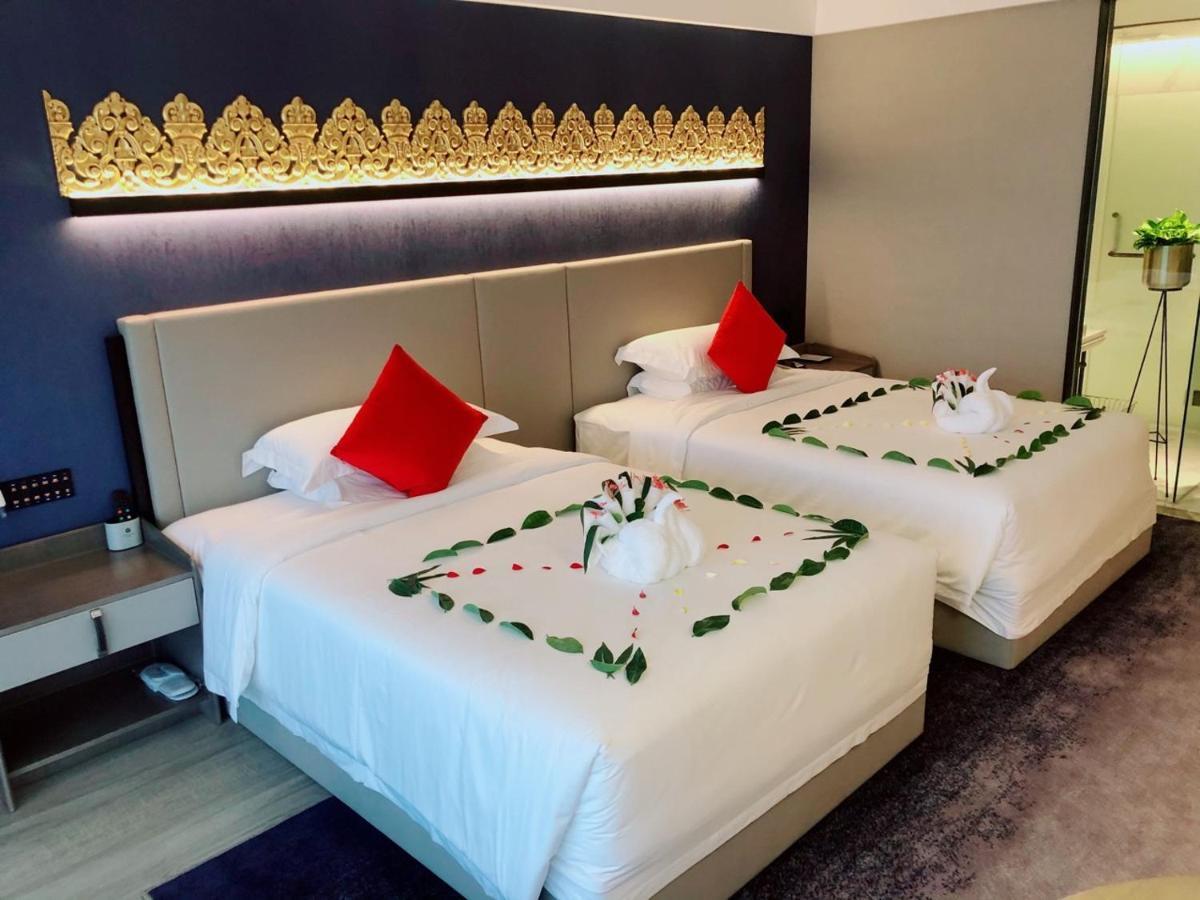 Tian Yi International Hotel 天艺国际酒店 Phnom Penh Luaran gambar
